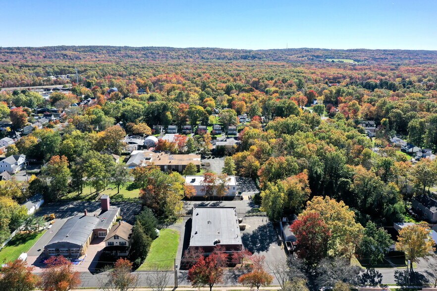 More Photos Of 343 Somerset St, Stirling Warehouse For Lease