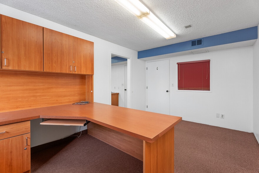 More Photos Of 34231 Camino Capistrano, Dana Point Office For Lease