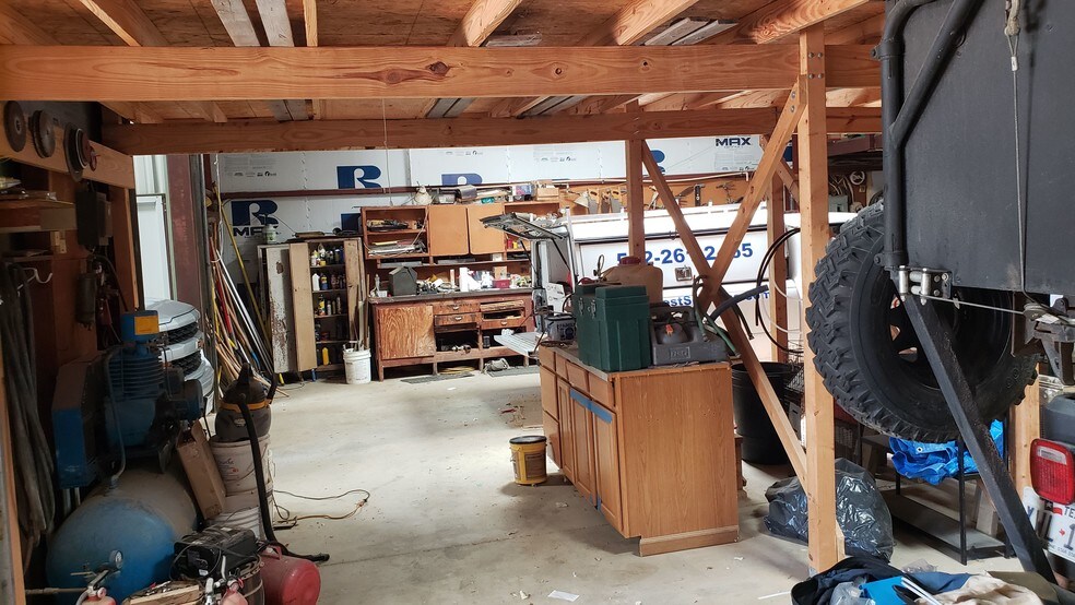 More Photos Of 21511 State Highway 71 W, Spicewood Light Manufacturing For Sale