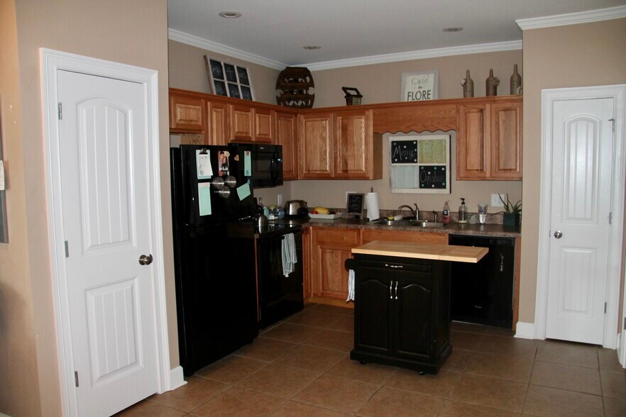 More Photos Of 406 S Wilkinson St, Milledgeville Apartments For Sale