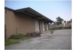 More Photos Of 1290 Beverly St, Fort Walton Beach Flex For Lease