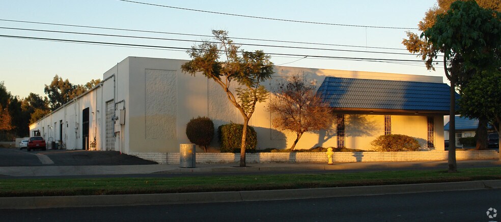 More Photos Of 1459-1515 E Del Amo Blvd, Carson Warehouse For Lease