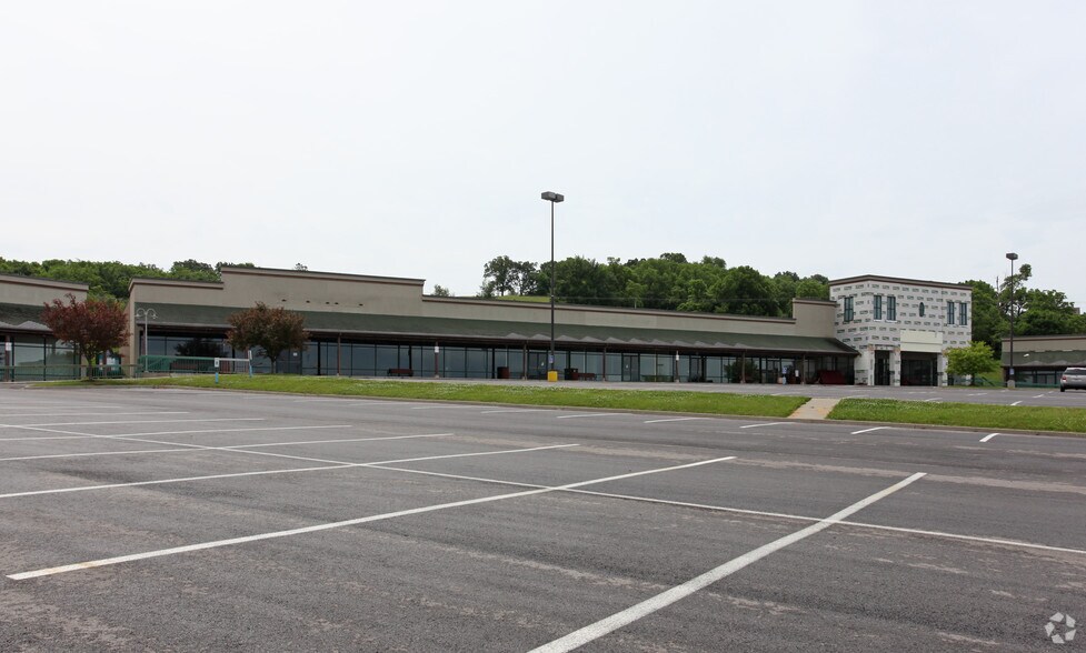 More Photos Of 1402-1498 W Old Highway 40, Odessa Unknown For Lease