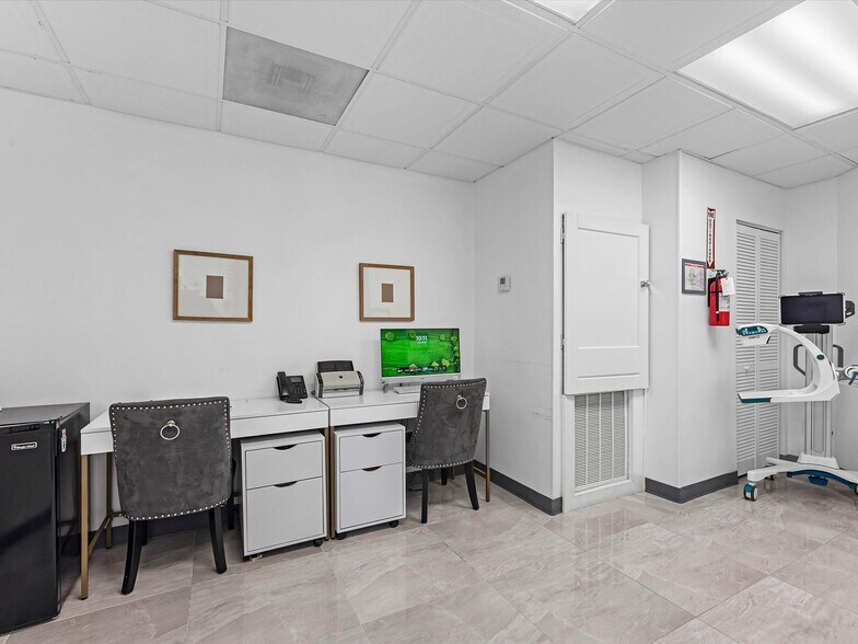 More Photos Of 525 Blossom St, Webster Medical For Sale