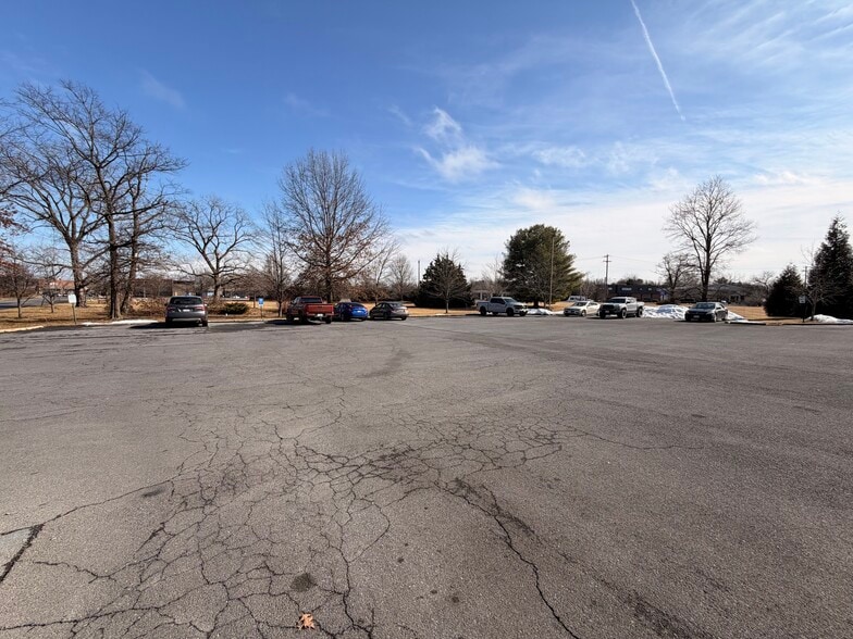 More Photos Of 2705 S Pleasant Valley Rd, Winchester Distribution For Lease