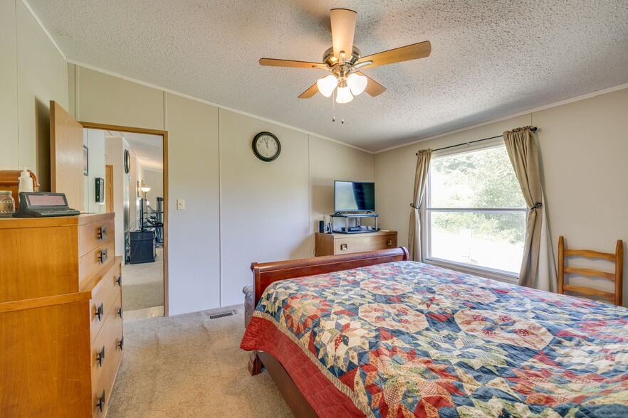 More Photos Of 2588 Carters Valley Rd, Surgoinsville Manufactured Housing Mobile Home Park For Sale