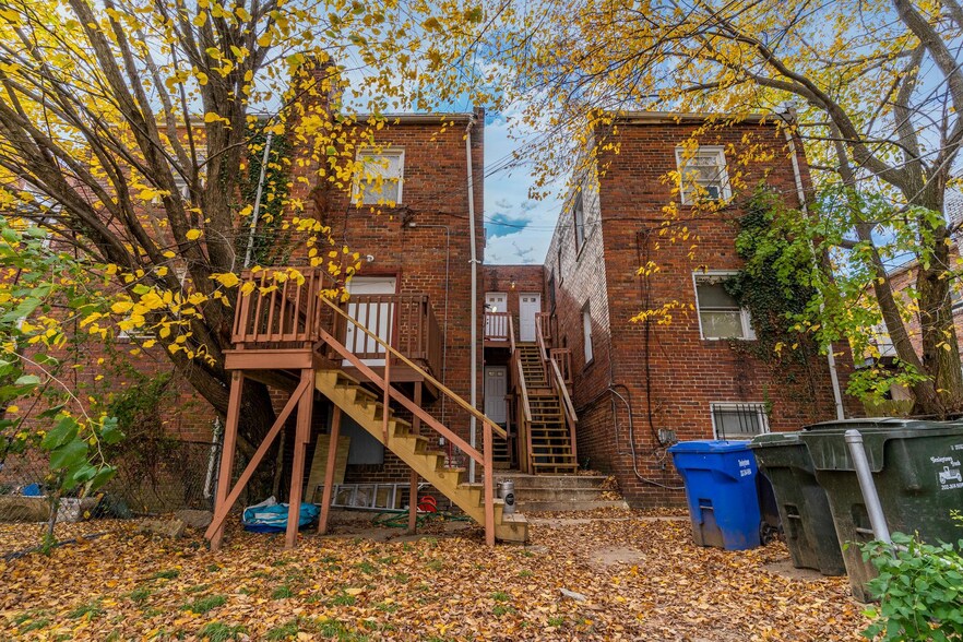 More Photos Of 337 Delafield Plz NW, Washington Apartments For Sale