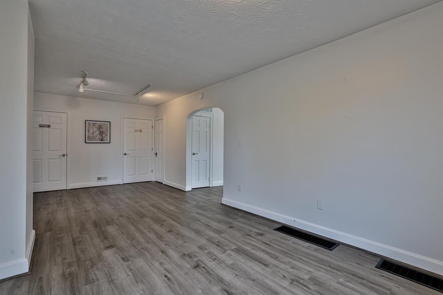 More Photos Of 7197 Paddison Rd, Cincinnati Daycare Center For Sale