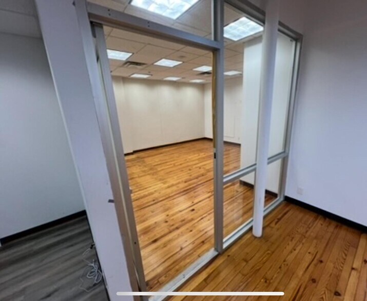 More Photos Of 503-509 5th Ave, Brooklyn Office For Lease