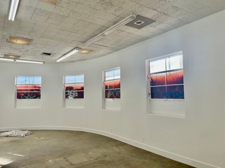 More Photos Of 1420-1430 Grande Vista Ave, Los Angeles Manufacturing For Lease