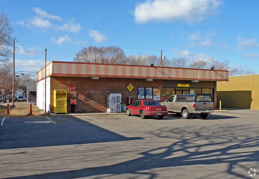 Primary Photo Of 1243 Wayne Ave, Dayton Convenience Store For Sale