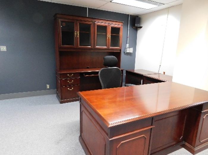 More Photos Of 347 W Main St, Clarksburg Office For Lease