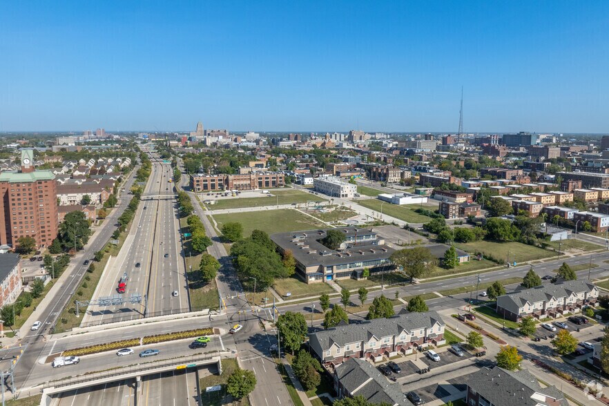 More Photos Of 3550 John C Lodge Fwy, Detroit Schools For Sale