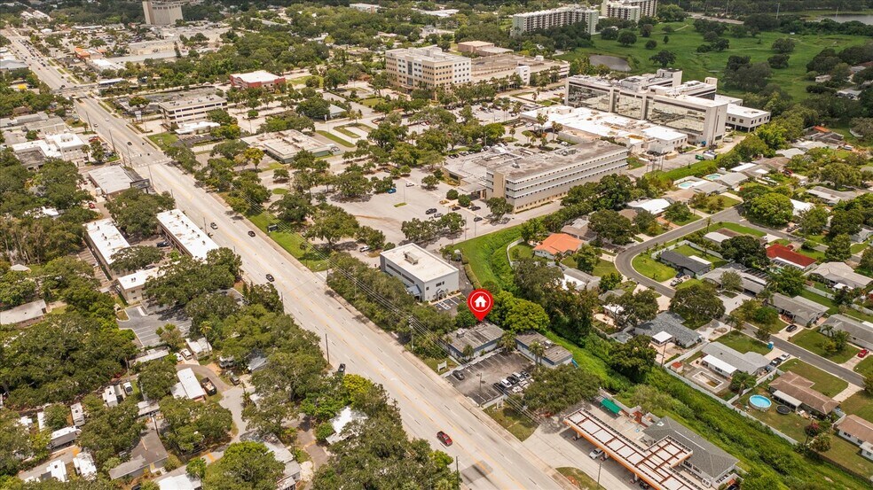 More Photos Of 1631 W Bay Dr, Largo Veterinarian Kennel For Sale