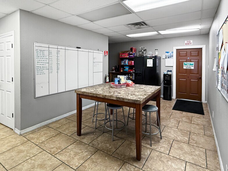 More Photos Of 7710 W Highway 80, Midland Office For Sale