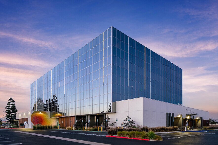 More Photos Of 2390 E Orangewood Ave, Anaheim Office For Sale