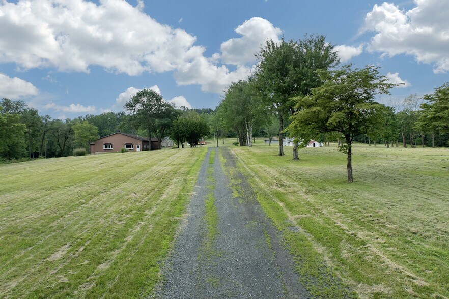 More Photos Of 2488 Sanatoga Rd, Pottstown Lodge Meeting Hall For Sale