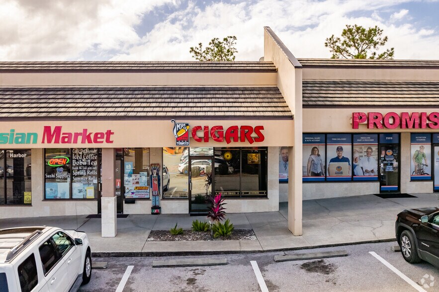 More Photos Of 31918 US Highway 19 N, Palm Harbor Unknown For Lease