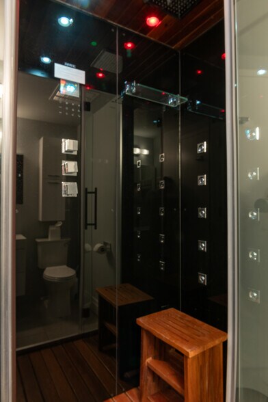 More Photos Of 3145 Mount Vernon Ave, Alexandria Office For Sale