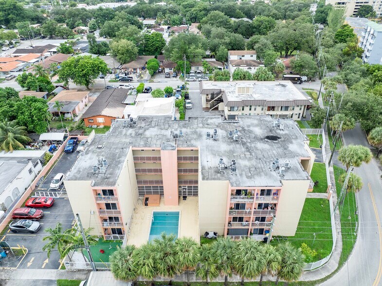 More Photos Of 2400 NW 16th Street Rd, Miami Apartments For Sale