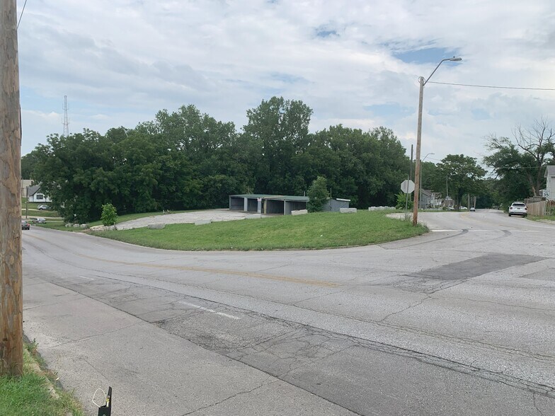 More Photos Of 4701 27th St, Kansas City Land For Sale