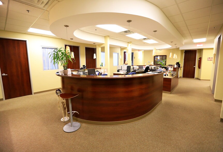 More Photos Of 3101 Highway 71 E, Bastrop Medical For Lease