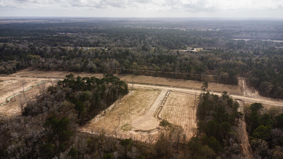 More Photos Of Highway 61, Hankamer Land For Sale