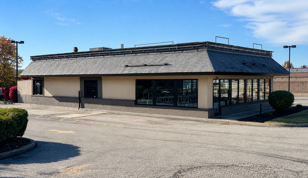 More Photos Of 2549 North Bend Rd, Hebron Fast Food For Sale