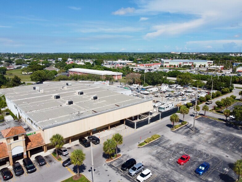 More Photos Of 30200 Old Dixie Hwy, Homestead Storefront For Sale