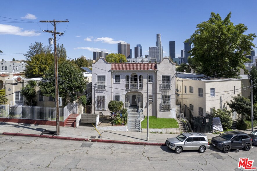More Photos Of 392 Loma Dr, Los Angeles Apartments For Sale