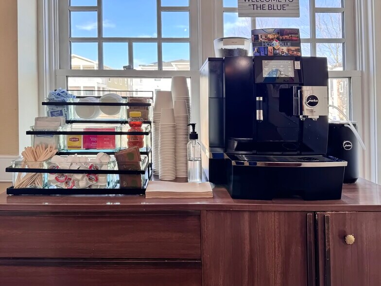 More Photos Of 110 Anglers Rd, Lewes Hotel For Sale