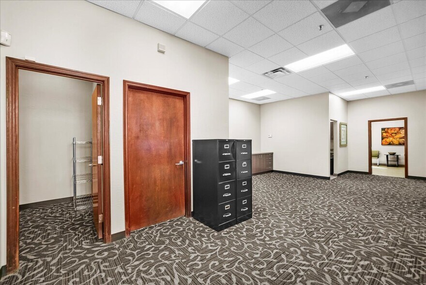 More Photos Of 428 S Gilbert Rd, Gilbert Office For Sale