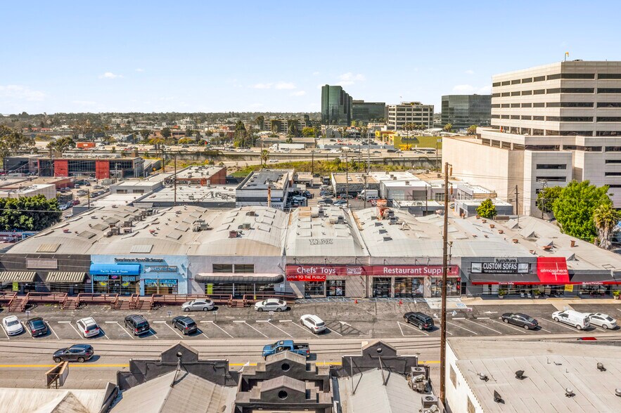 More Photos Of 2235-2251 S Sepulveda Blvd, Los Angeles Storefront For Sale