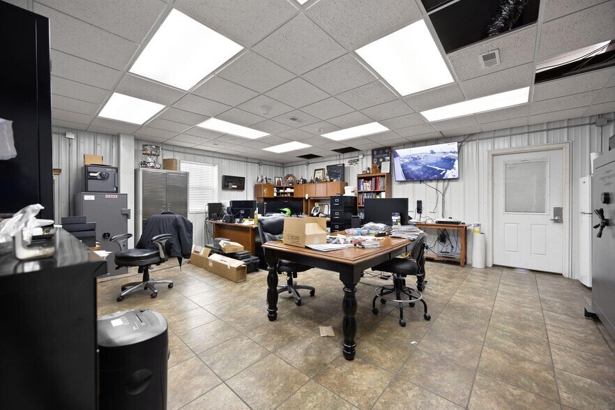 More Photos Of , Eubank Industrial For Sale