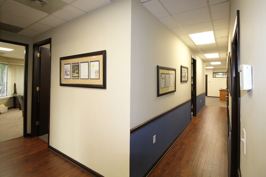 More Photos Of 4811 Atlantic Blvd, Jacksonville Office For Lease