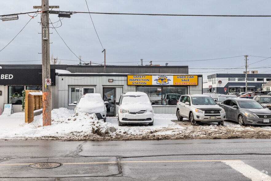 More Photos Of 842 Clyde Ave, Ottawa Auto Repair For Sale