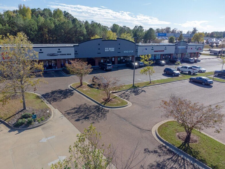 More Photos Of 901 Lakeland Dr, Jackson Unknown For Lease