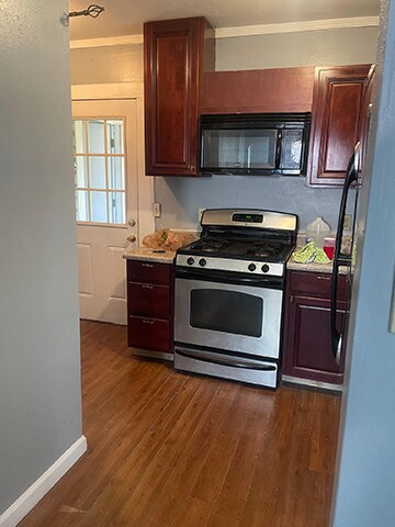 More Photos Of 1717 W Government St, Pensacola Industrial For Sale