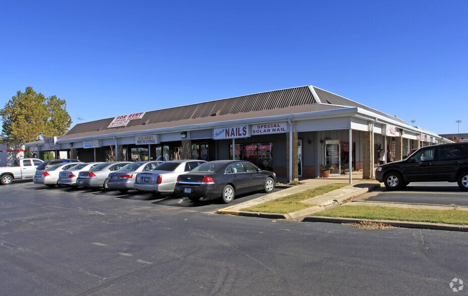 More Photos Of 1100 S Air Depot Blvd, Midwest City Unknown For Lease