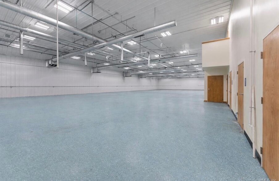 More Photos Of 51 Ridge Rd, Putnam Industrial For Lease