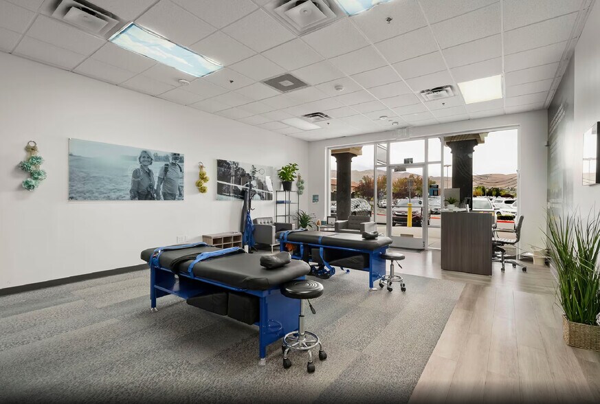 More Photos Of 5110 Mae Anne Ave, Reno Freestanding For Lease