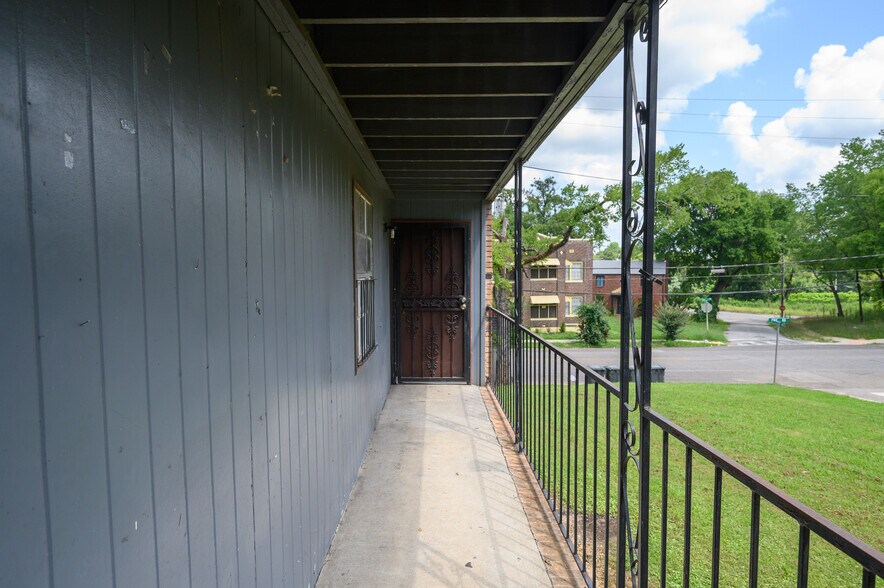 More Photos Of , Birmingham Multifamily For Sale