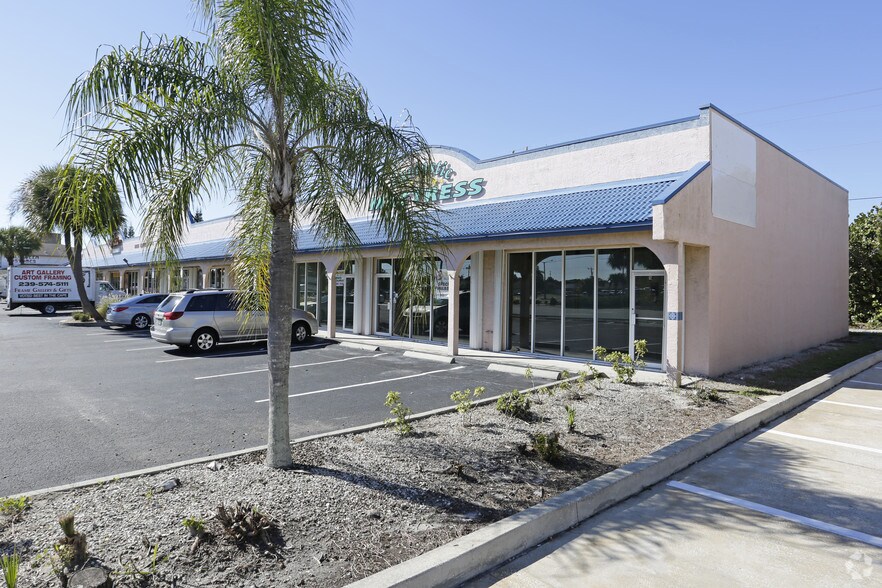 More Photos Of 1830 Del Prado Blvd S, Cape Coral Storefront For Lease
