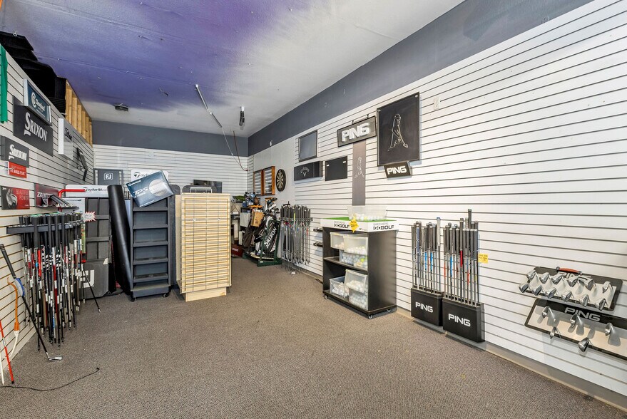 More Photos Of 2235 Bauer Rd, Batavia Unknown For Lease