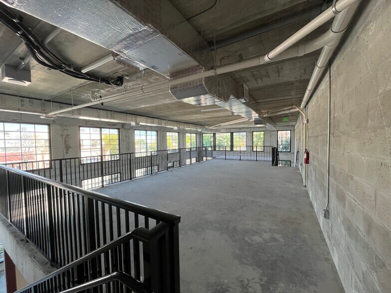 More Photos Of 1017 Lake Ave, Lake Worth Storefront Retail Office For Lease