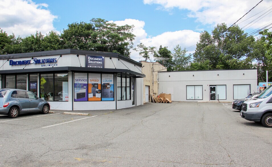 More Photos Of 72-76 Route 59, Spring Valley Freestanding For Lease