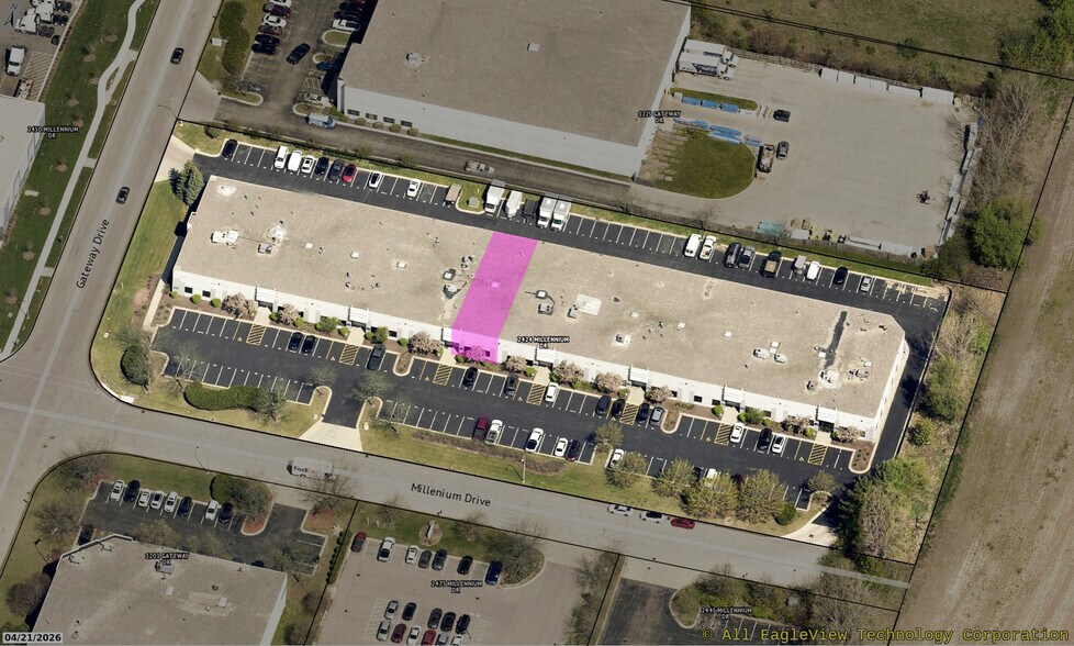 More Photos Of 2402-2430 Millennium Dr, Elgin Warehouse For Lease