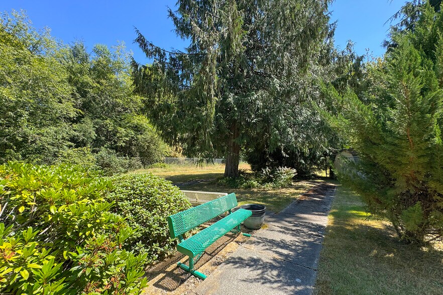 More Photos Of 202 Birdsong Ln, Port Angeles Healthcare For Sale