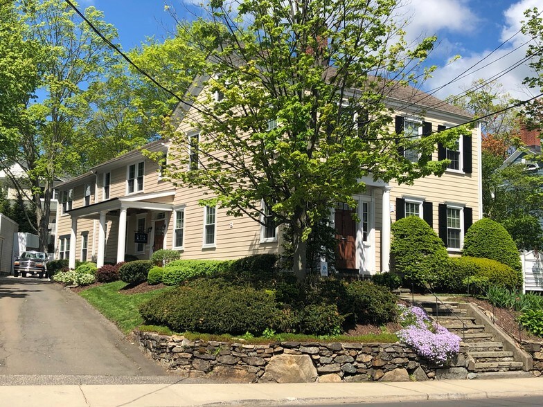 Primary Photo Of 50 Riverside Ave, Westport Office For Lease