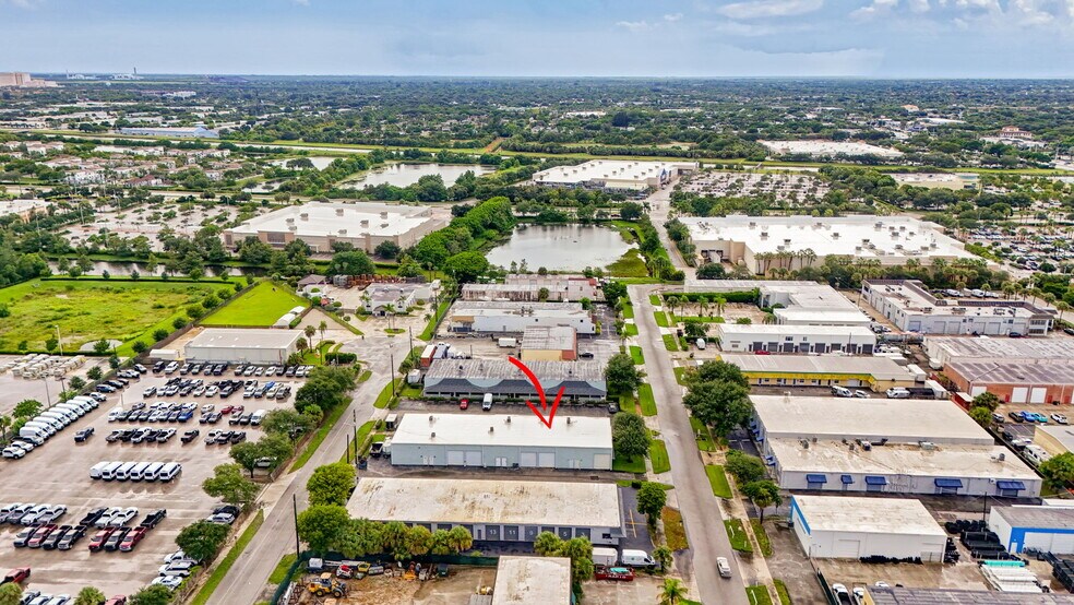 More Photos Of 1334 S Killian Dr, Lake Park Warehouse For Sale